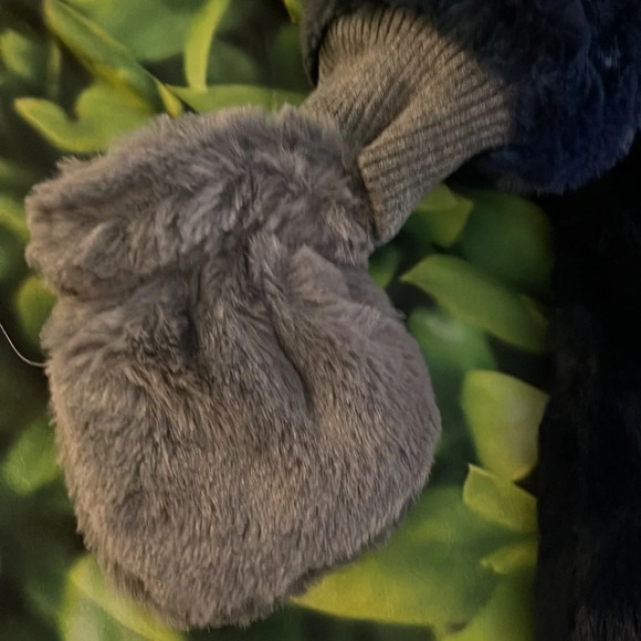 URBAN Republic Faux Fur Pram in Navy, 9 mos., NWT - Picture 6 of 8